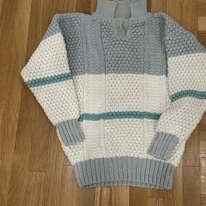 Mark Cross Women’s chunky crochet Gray, blue and White colorblock Sweater